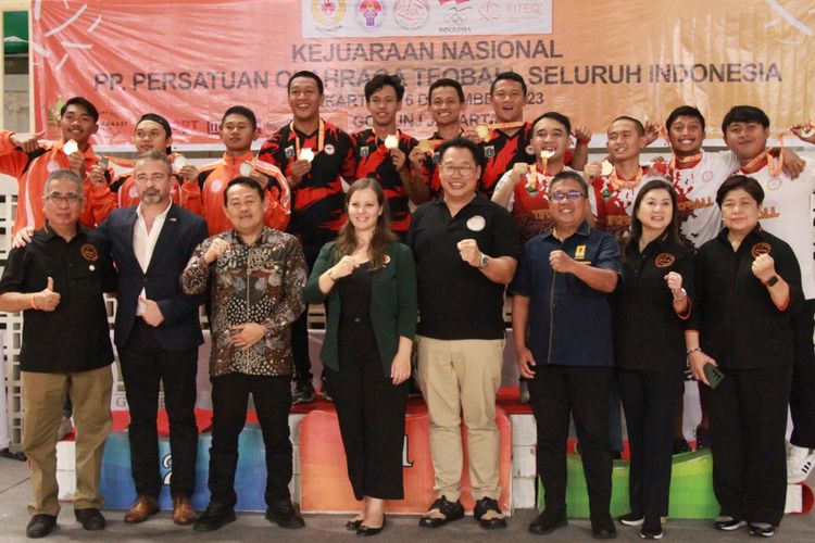 Kejuaraan Nasional (Kejurnas) Teqball 2023 berhasil diselenggarakan di GOR Universitas Negeri Jakarta. Kejurnas Teqball 2023 berlangsung dari 4-6 Desember 2023.
