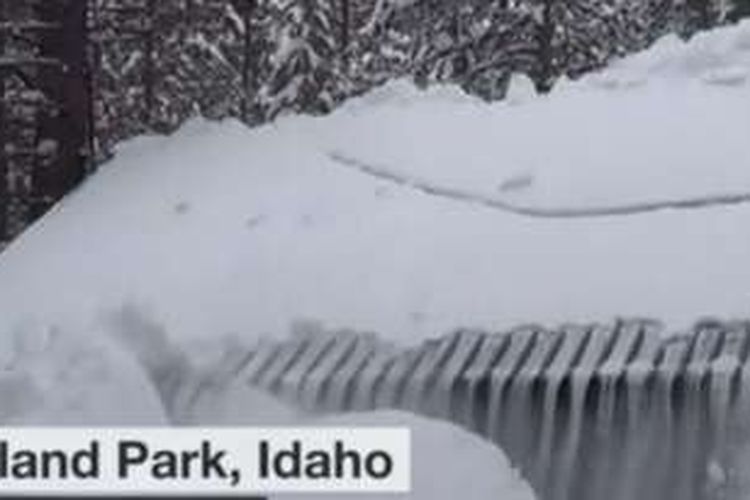 Kabin yang tertimbun longsor salju di timur Idaho, AS.