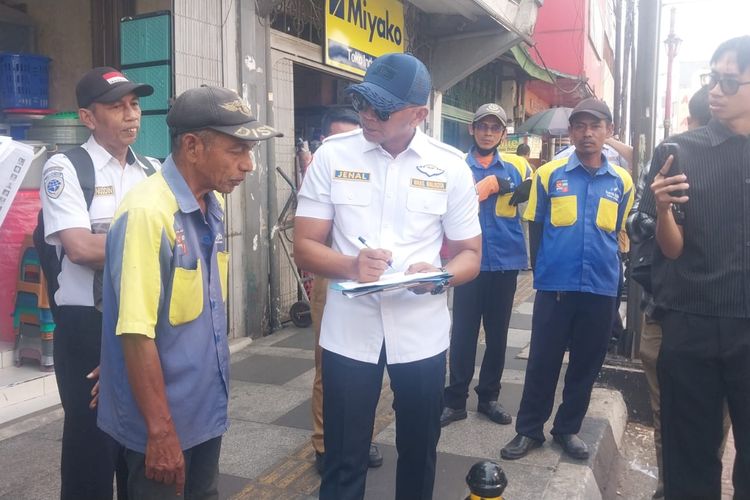 Pemkot Bogor Benahi Parkir, Jukir Resmi Akan Dibina Tiap 3 Bulan agar Tingkatkan PAD