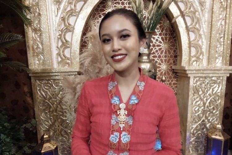 Salah satu None Jakarta Selatan 2023, Amanda Andriana Havarani saat diwawancarai Kompas.com seusai acara TAMAN (Abang None Jakarta Ramadhan) 2024, di Senayan City, Sabtu (23/3/2024).