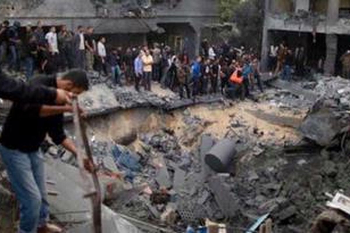 Sedikitnya 26 orang Palestina tewas pada hari Minggu (18/11) akibat serangan Israel