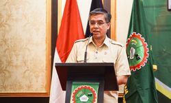 Menaker Yassierli: Hubungan Industrial Harus Naik Kelas agar Pekerja Tak Tertinggal AI