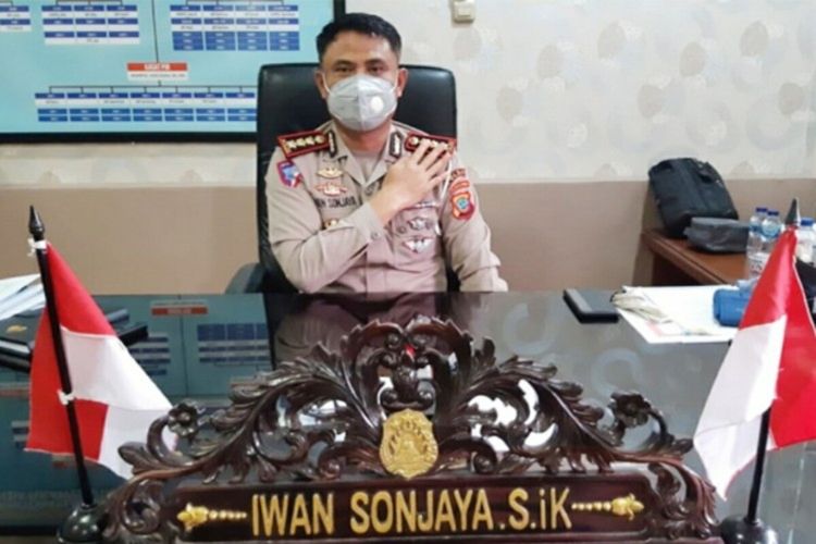 Direktur Lalu Lintas Polda Sulut Kombes Pol Iwan Sonjaya