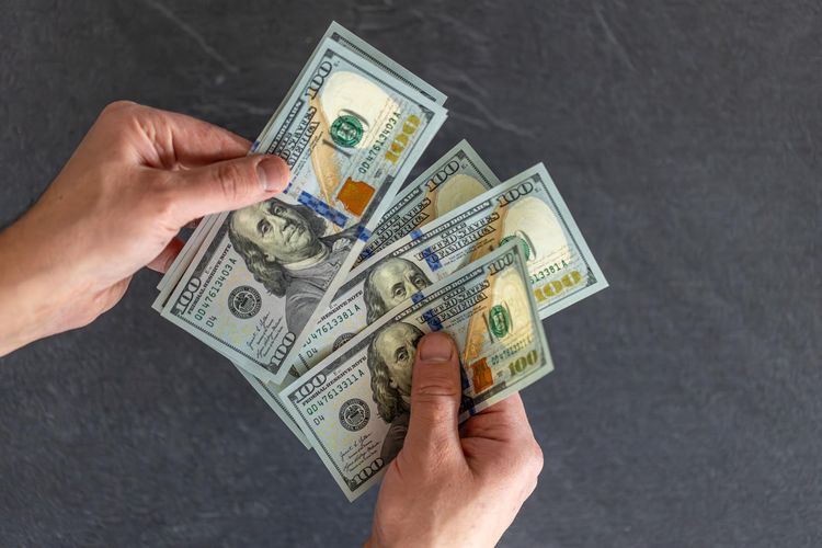 1 Dollar AS Berapa Rupiah? Cek Nilai Tukar Hari Ini 21 April 2025 di 6 Bank Besar Indonesia