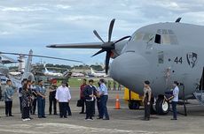 Disaksikan Jokowi, Prabowo Serahkan Pesawat Super Hercules C-130J Unit Ke-4 ke TNI AU