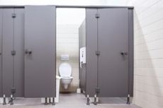 Seberapa Aman Menggunakan Toilet Umum di Masa Pandemi Virus Corona?
