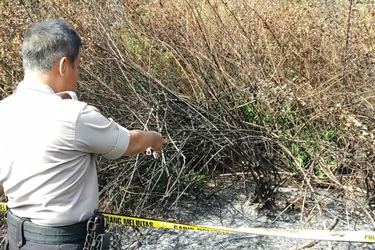 Penemuan Jenazah dalam Kondisi Tulang Belulang Di Sebuah Lahan Kosong, Di Sungai Bambu, Tanjung Priok, Jakarta Utara, Rabu (8/8/2019)