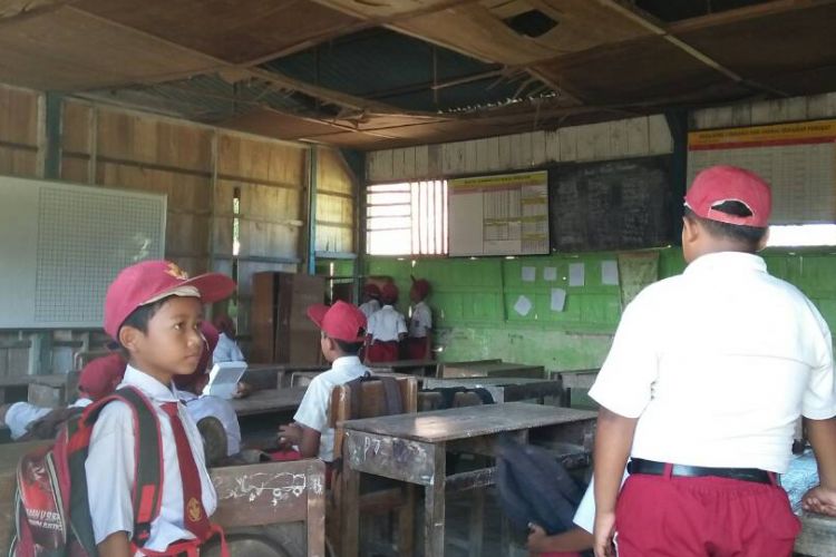 Kondisi bangunan di Sekolah Dasar Negeri 1 Mlowo‎karangtalun, Kecamatan Pulokulon, Kabupaten Grobogan, Jateng, Selasa (2/5/2017).