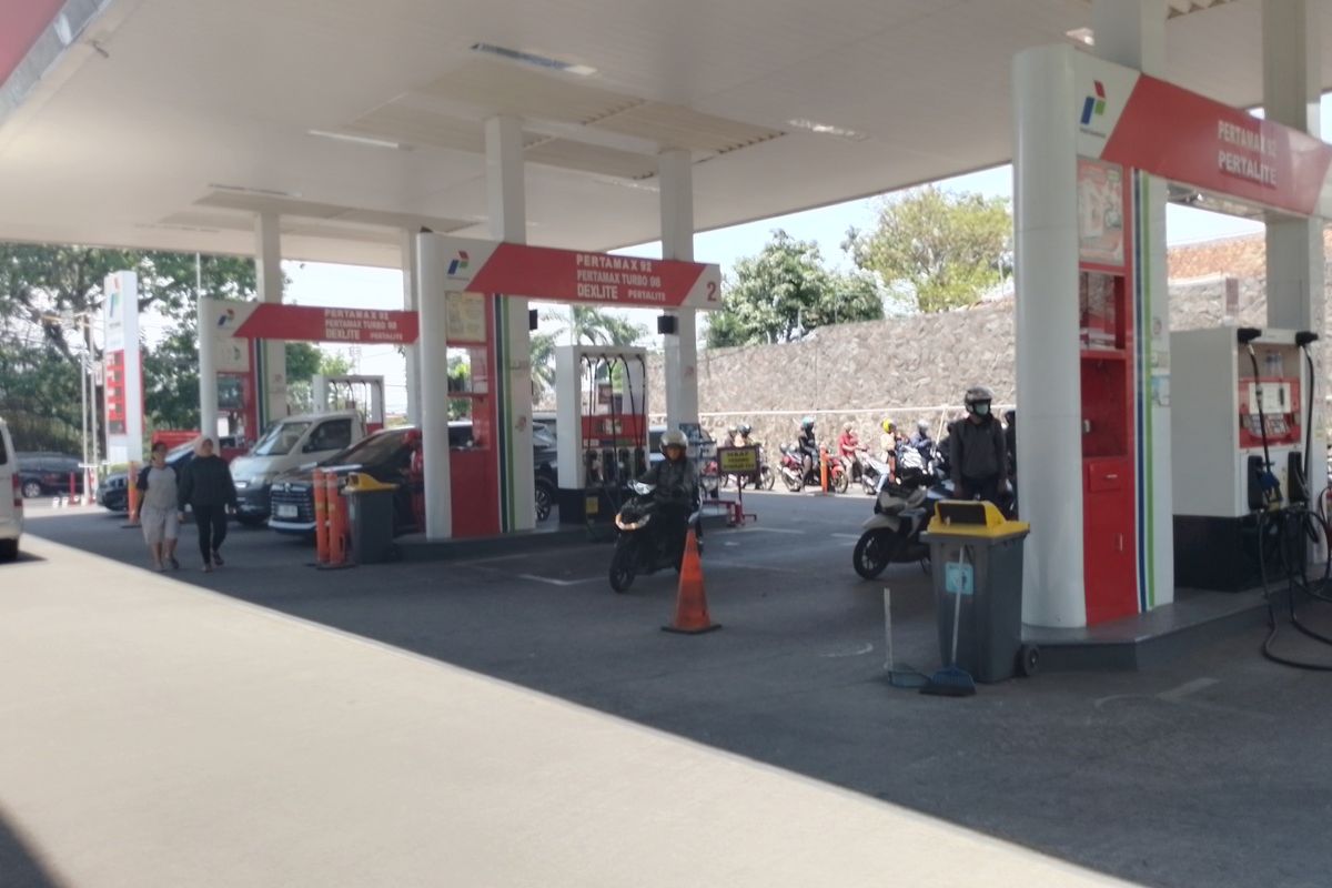 Lokasi gerombolan bermotor memukuli warga di SPBU Sukamiskin, Kota Bandung, Jawa Barat.