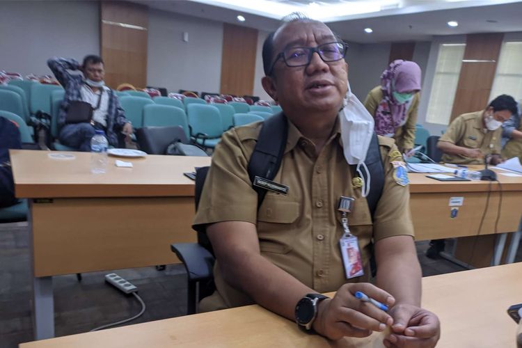 Kepala Dinas Lingkungan Hidup DKI Jakarta Asep Kuswanto saat ditemui di Gedung DPRD DKI Jakarta, Senin (23/5/2022).