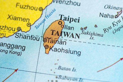 Situasi Memanas, 42 Jet Tempur China Lewati Selat Taiwan, Kapal Perang Beijing Latihan