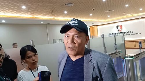 Saut Situmorang Sebut Gagasan Prabowo Naikkan Gaji Pejabat Tak Selesaikan Persoalan Korupsi