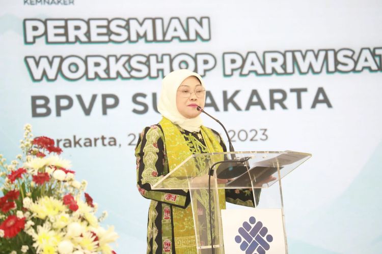 Menaker Ida Fauziyah resmikan Workshop Pariwisata BPVP di Surakarta untuk tingkatkan kualitas SDM di sektorr pariwisata.