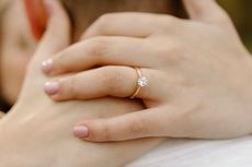 Cincin Tunangan Soilitaire, Cantik dan Sederhana