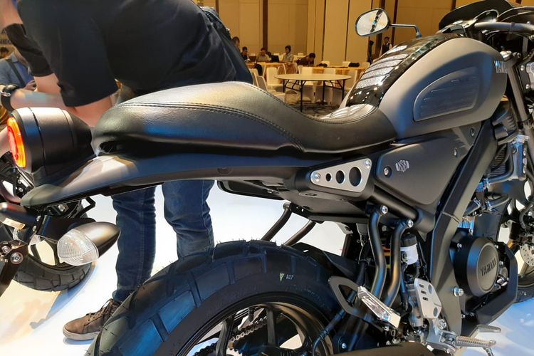 Aksesori Resmi Yamaha XSR  155  Bergaya Cafe Racer