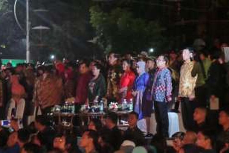 Presiden Jokowi Widodo memperingati acara sumpah pemuda di acara Nusantara Berdendang di Istana Merdeka, Jumat (28/10/2016).