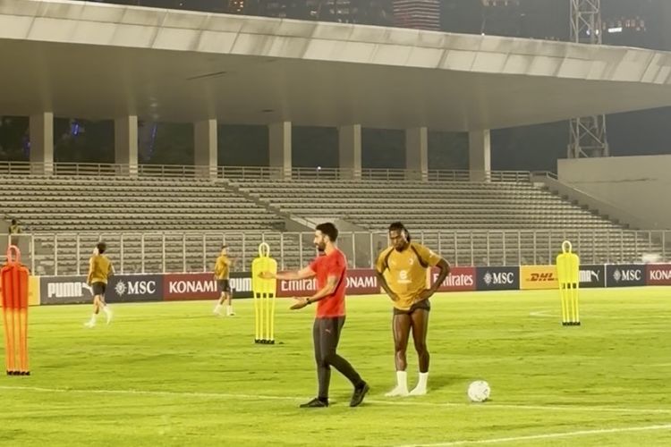 Hati-hati, Rafael Leao! Amorim Tega Tendang Nama Bintang