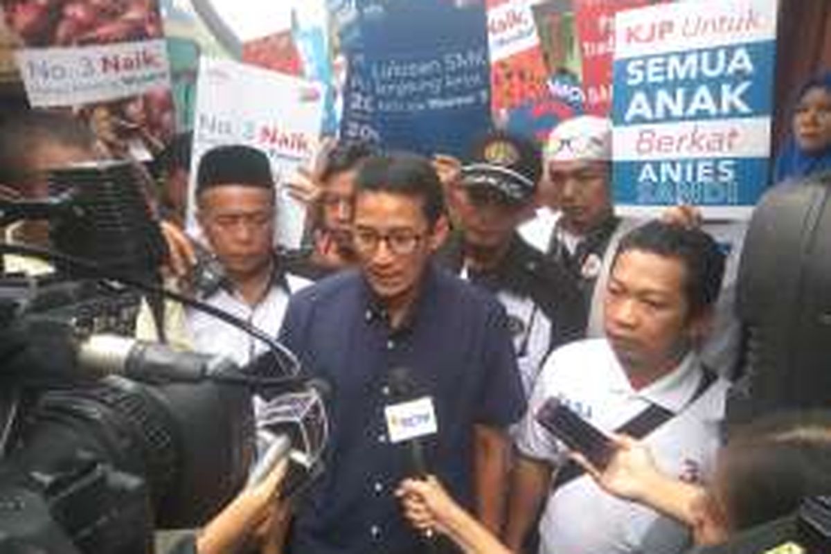 Calon wakil gubernur DKI Jakarta Sandiaga Uno di Pejaten Barat, Jakarta Selatan, Senin (12/12/2016).