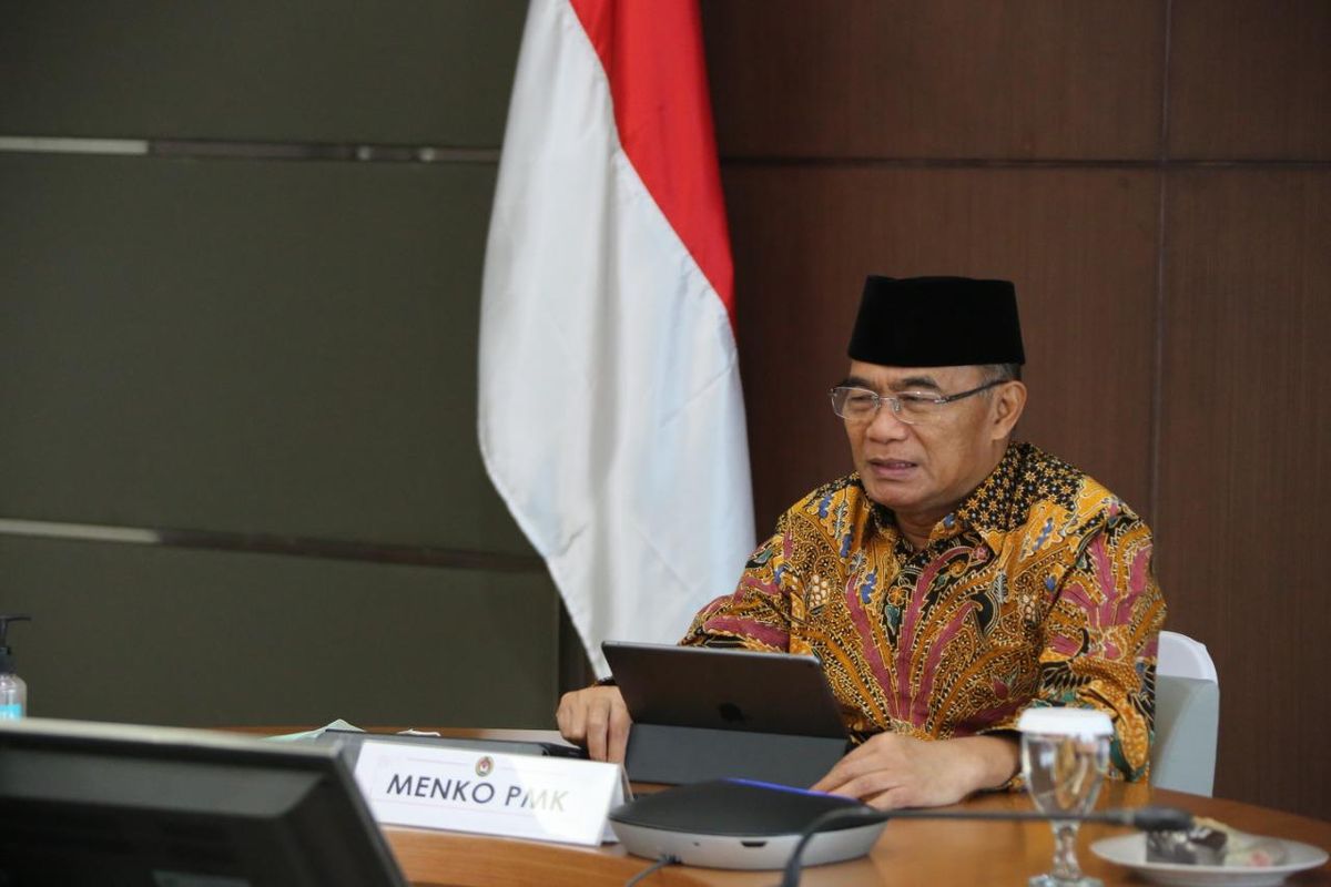 Menko PMK Muhadjir Effendy saat memimpin Rapat Tingkat Menteri Penetapan dan Penandatanganan SKB Hari Libur Nasional dan Cuti Bersama Tahun 2021 secara virtual, Kamis (10/9/2020).