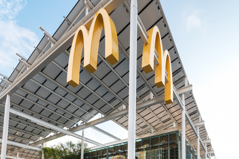 Gerai Terbaru McDonald's Mirip Apple Store