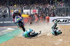 Aksi Pebalap Moto3 