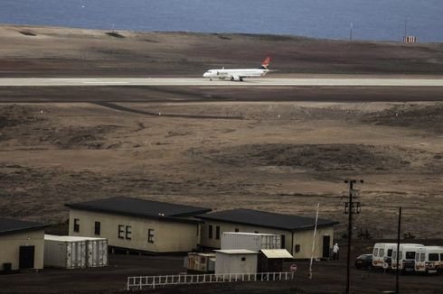 Pesawat Komersial Akhirnya Darati Bandara Paling Tak Berguna di Dunia