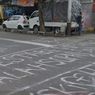 Aksi Vandalisme Pria Coret Jalan MT Haryono Semarang, Ada Tulisan untuk Polisi