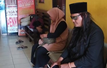 Penjelasan Ulama Soal Orang Mati Hidup Lagi Di Sampang Curiga Saat Mayat Pelaku Digelitik Kakinya Halaman All Kompas Com Penjelasan Ulama Soal Orang Mati Hidup Lagi Di Sampang Curiga Saat Mayat Pelaku Digelitik Kakinya Halaman All Kompas Com