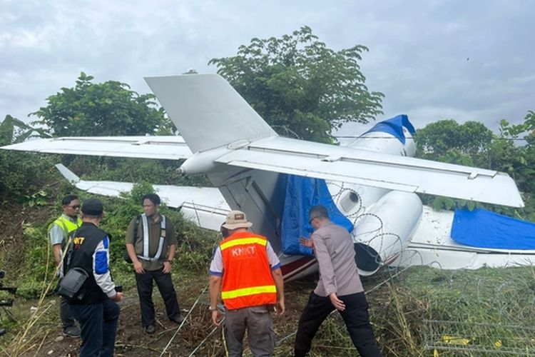 KNKT Olah TKP dan Investigasi Kecelakaan Pesawat di Bandara Maleo Morowali, Jumat (12/5/2023). 