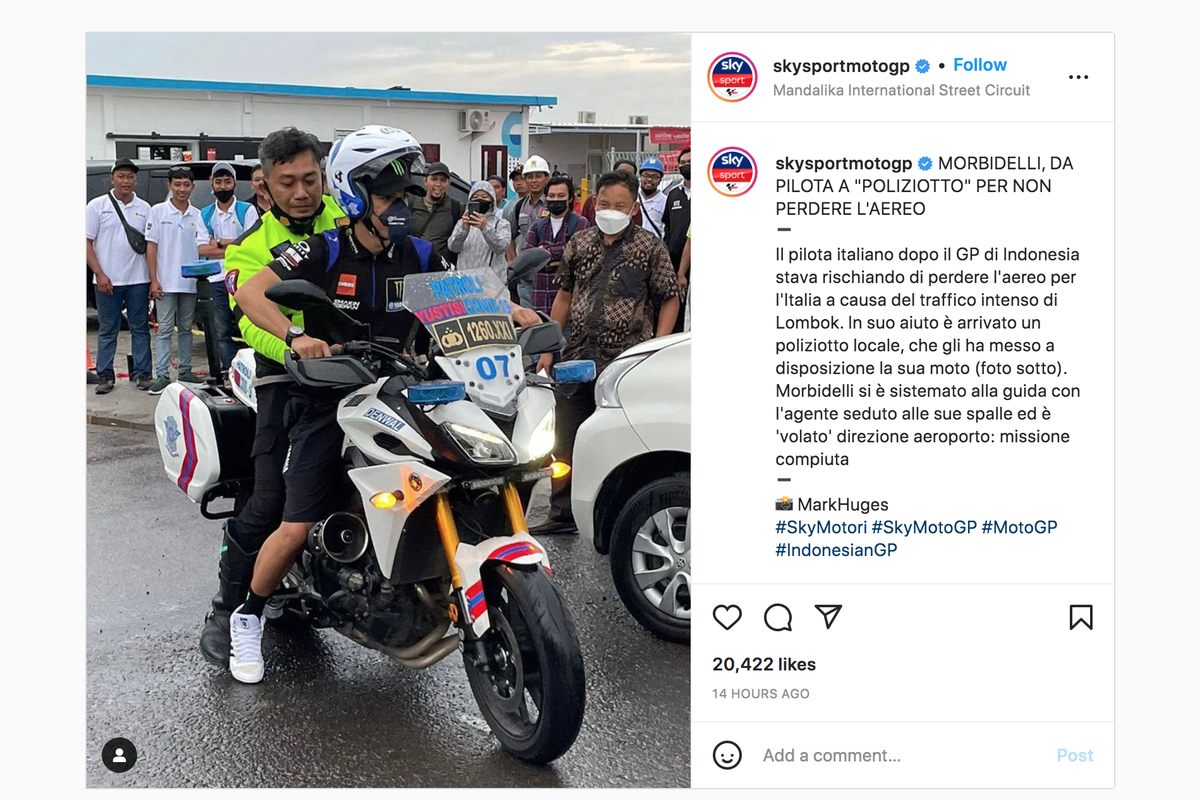 Franco Morbidelli kendarai motor polisi di Lombok agar tidak ketinggalan pesawat