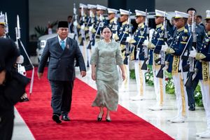 Menimbang Pujian Prabowo ke PDIP di Tengah Erosi Kebebasan Sipil