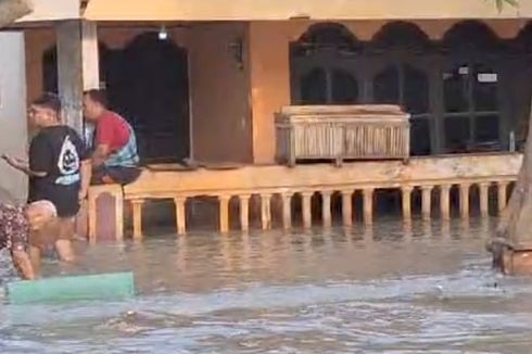 Banjir di Brebes Meluas hingga ke Perkotaan, 3 Kelurahan Terendam