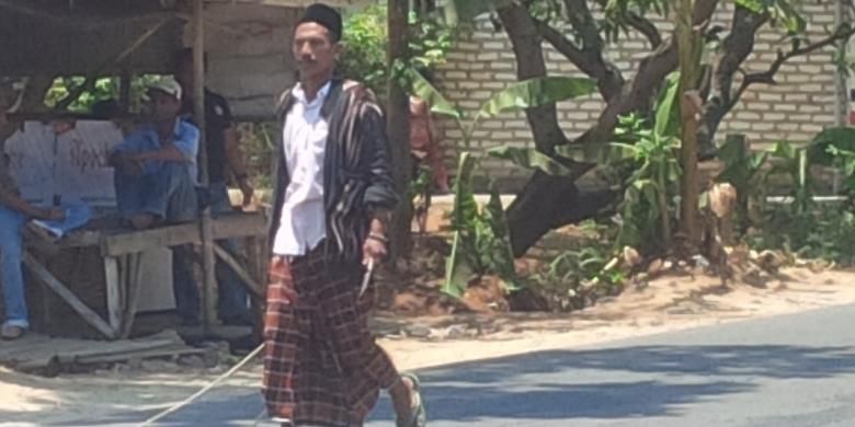 Togel Orang Gila Mengamuk
, Orang Gila Ngamuk Di Jalan Bawa Pisau Dan Kayu