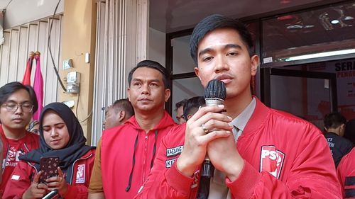DPR Tolak Putusan MK soal Usia Cagub Pilkada 2024, Ternyata Segini Umur Kaesang