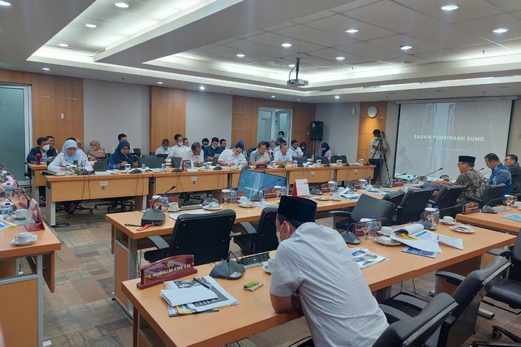 Suasana rapat bersama BUMD DKI Jakarta di Ruang Rapat Komisi B DPRD DKI Jakarta, Gedung DPRD DKI Jakarta, Rabu (14/9/2022).