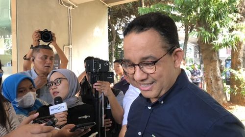 Digadang-gadang Bakal Bersaing di Pilkada Jakarta, Anies dan Ridwan Kamil Bertemu Semalam