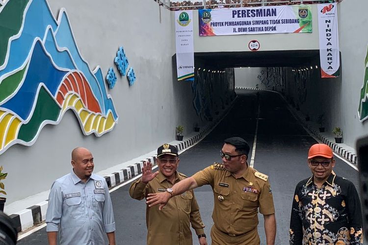 Ridwan Kamil meresmikan Underpass Jalan Dewi Sartika, Depok, Jawa Barat pada Selasa (17/1/2023).