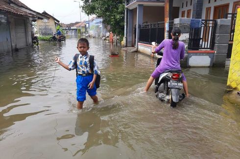 Banjir 1 Bulan Menggenangi 2 Desa di Sidoarjo 