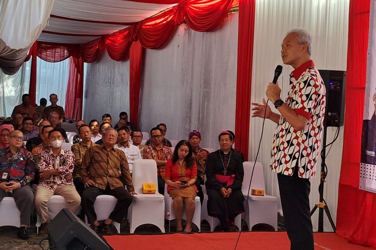 Gubernur Jawa Tengah Ganjar Pranowo di di Poltikenik Gusdurian, Purwokerto, Kabupaten Banyumas, Rabu (26/7/2023).