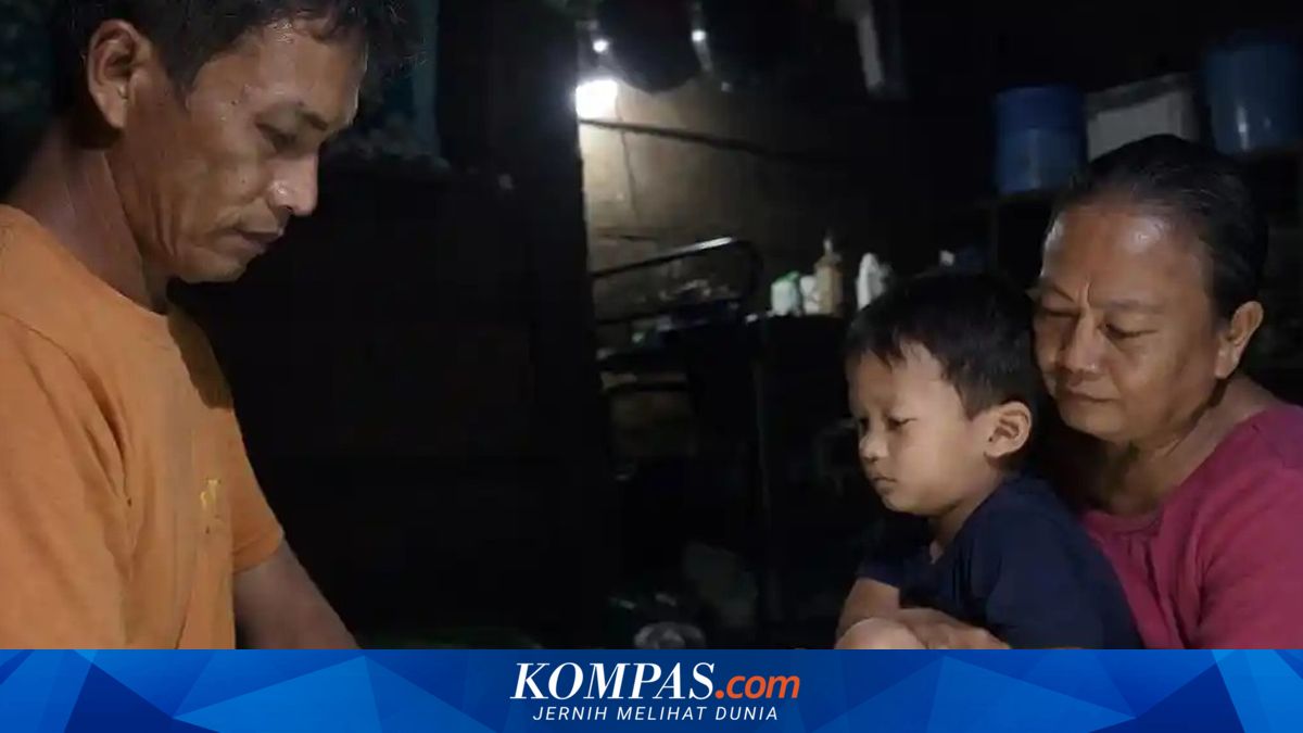 Hidup Gelap Gulita di Bekas Dapur Gula Aren, Keluarga Mursalim Segera Nikmati Listrik Gratis