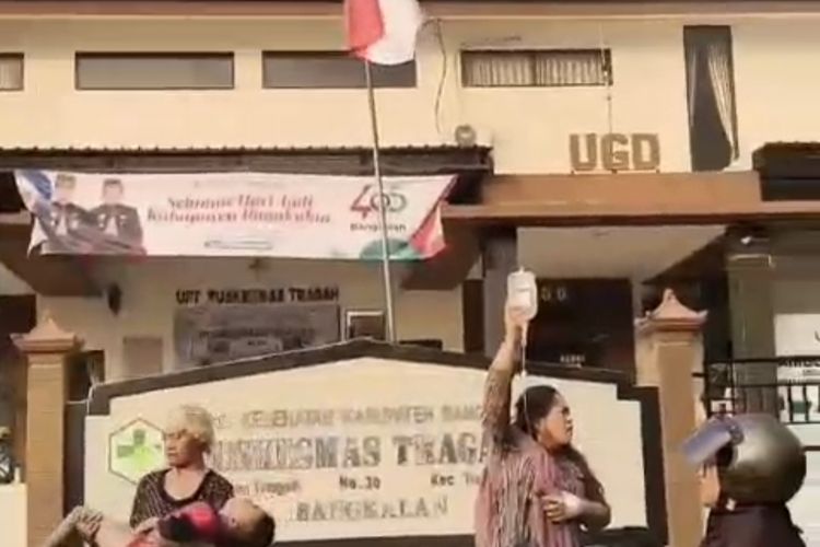 Gudang Terbakar di Bangkalan, Pasien Puskesmas Berhamburan Keluar, Diduga Korsleting