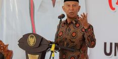 Jokowi Tanggapi Kritik Rocky Gerung dengan Fokus Kerja, Said Abdullah Minta Pendukung Jokowi Menirunya