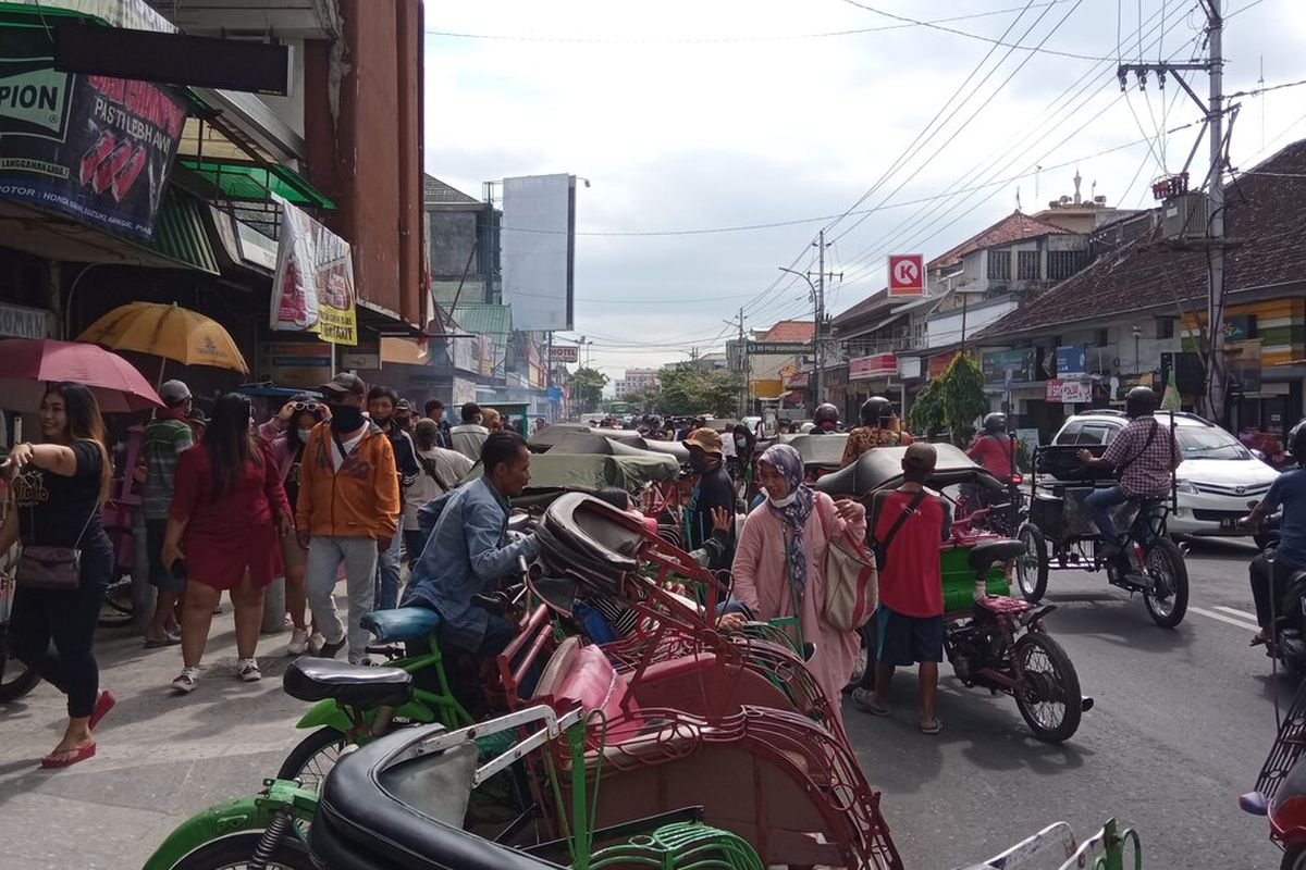 Kawasan Kota Yogyakarta mulai ramai dikunjungi wisatawan pada hari minggu (5/9/2021)