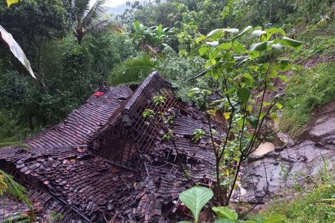 Hujan Deras, Rumah Warga Gunungkidul Roboh Diterjang Longsor,  Beberapa Lokasi Banjir