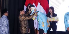 Puncak Peringatan International Migrant Day, Menteri P2MI Lepas 1.035 Pekerja Migran Terampil ke Berbagai Negara