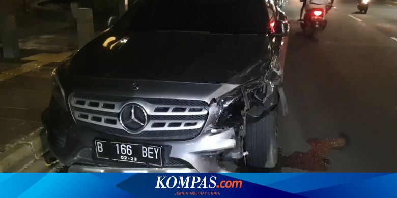 Artis Salshabilla Adriani Tabrak Dua Mobil di Kemang