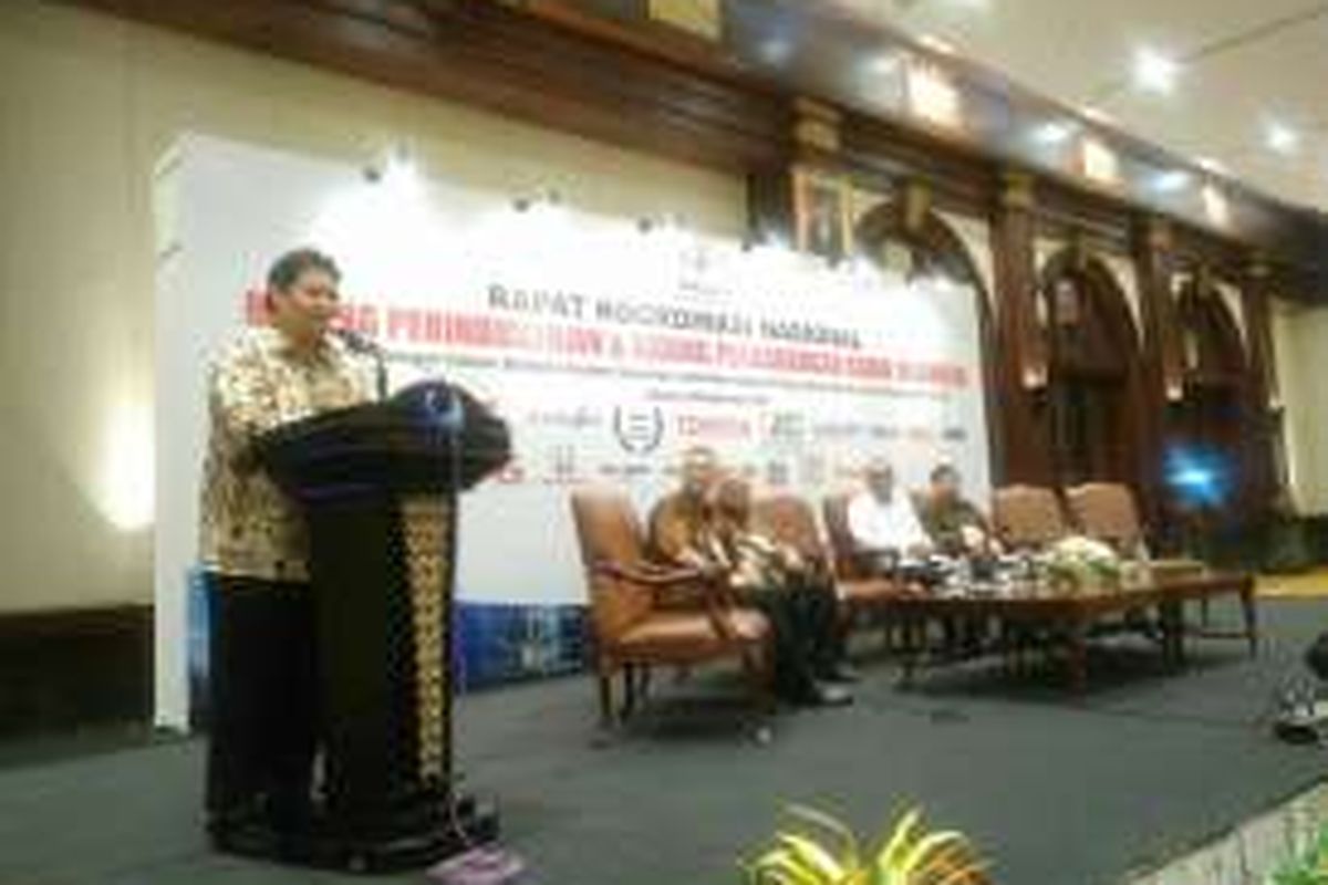 Menteri Perindustrian Airlangga Hartarto memberikan pidato kunci di Rakornas Kadin Indonesia Bidang Perindustrian dan Bidang Perdagangan, di Jakarta, Selasa (20/9/2016).????