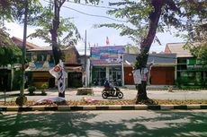 Baliho Timpa Pengendara Motor di Cakung, Panwaslu Minta Para Caleg Tertibkan Sendiri APK Semrawut
