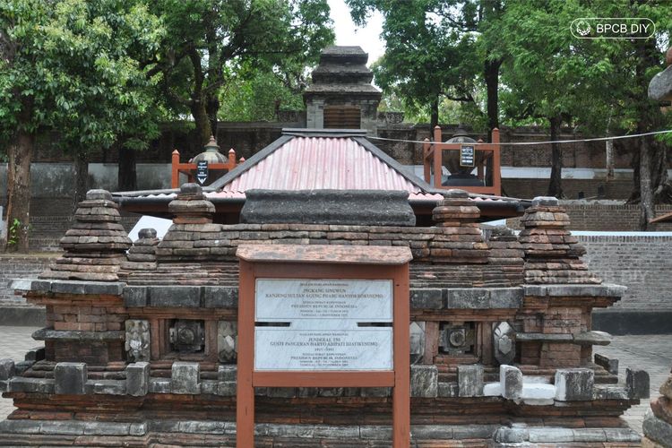 Makam Sultan Agung Hanyokrokusumo di Kompleks Makam Raja Imogiri.