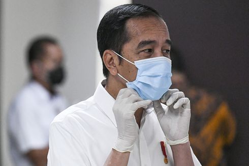 Jokowi: Hati-hati, Risiko Penyebaran Covid-19 Masih Ada